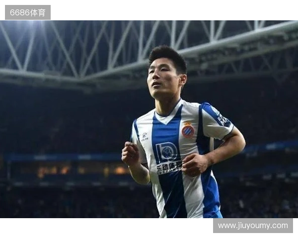 近两个西甲赛季,只有巴埃纳和拉菲尼亚创造了100+次机会 近两个西甲赛季,只有巴埃纳和拉菲尼亚创造了100+次机会